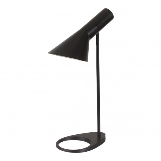 Arne Jacobsen bordlampe udf rt i sort